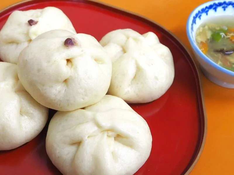 手作り中華まんとスープの紹介写真