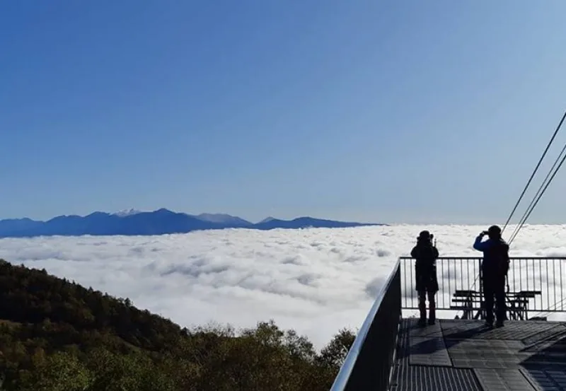 秋の富良野西岳登山会の公式案内に掲載された写真