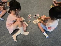 えいごであそぼうの公式案内に掲載された作品・過年度の参考写真