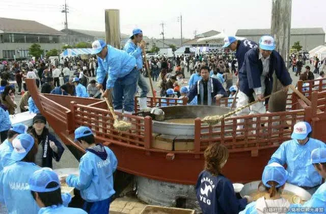 BB大鍋フェスティバルの公式案内に掲載された写真