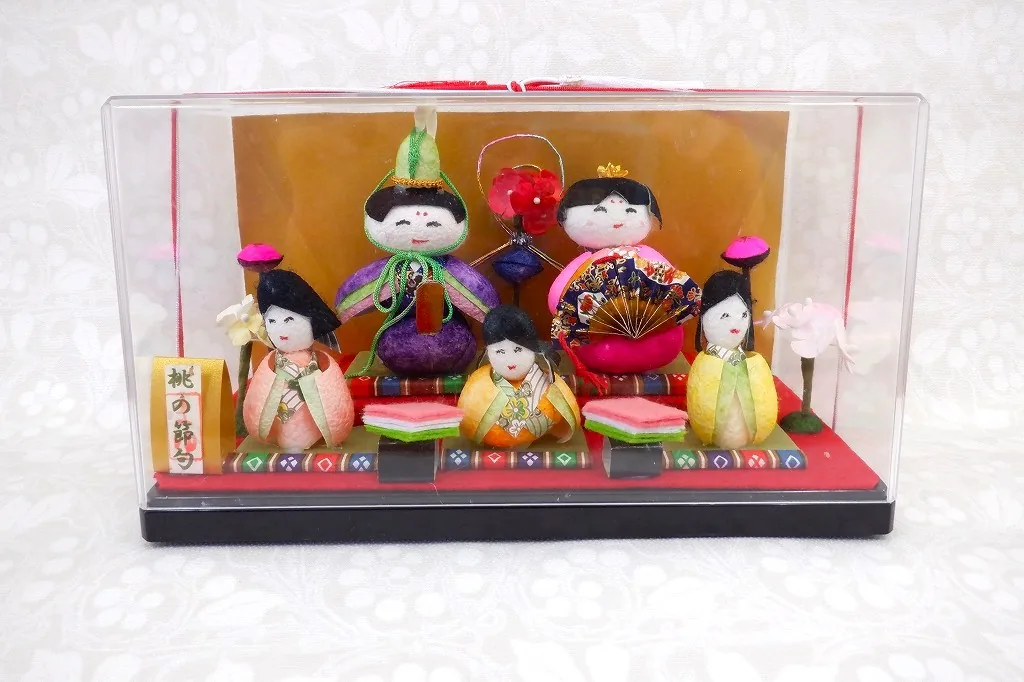 まゆ玉工作教室「おひなさま」の作品イメージ