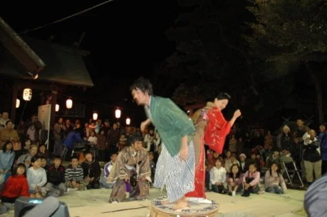 尻つみ祭りの公式案内に掲載された写真