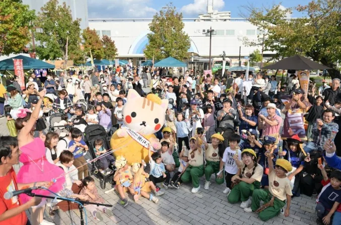 かいなんお菓子まつりの公式案内に掲載された参考写真