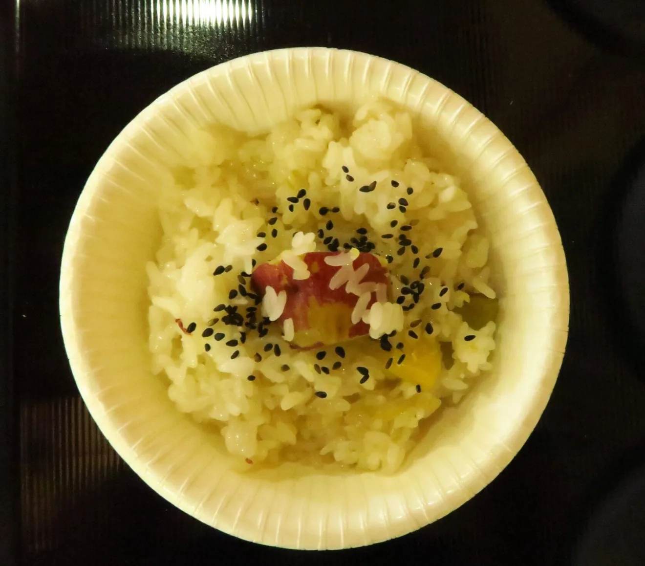 いもおこわのふるまいの公式案内に掲載された画像