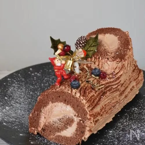 親子スイーツ教室「ブッシュ・ド・ノエル」の今回の主催告知に使われた料理・作品の参考画像