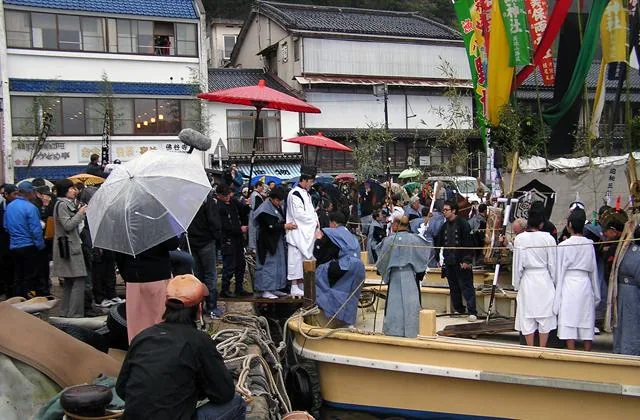 青柴垣神事本祭の公式案内に掲載された写真