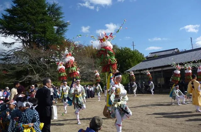 田山花踊りの公式案内に掲載された写真