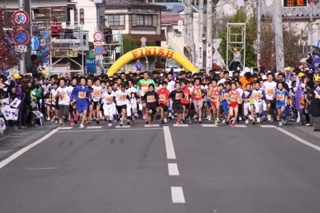 宮古サーモンハーフマラソン大会の公式案内に掲載された写真