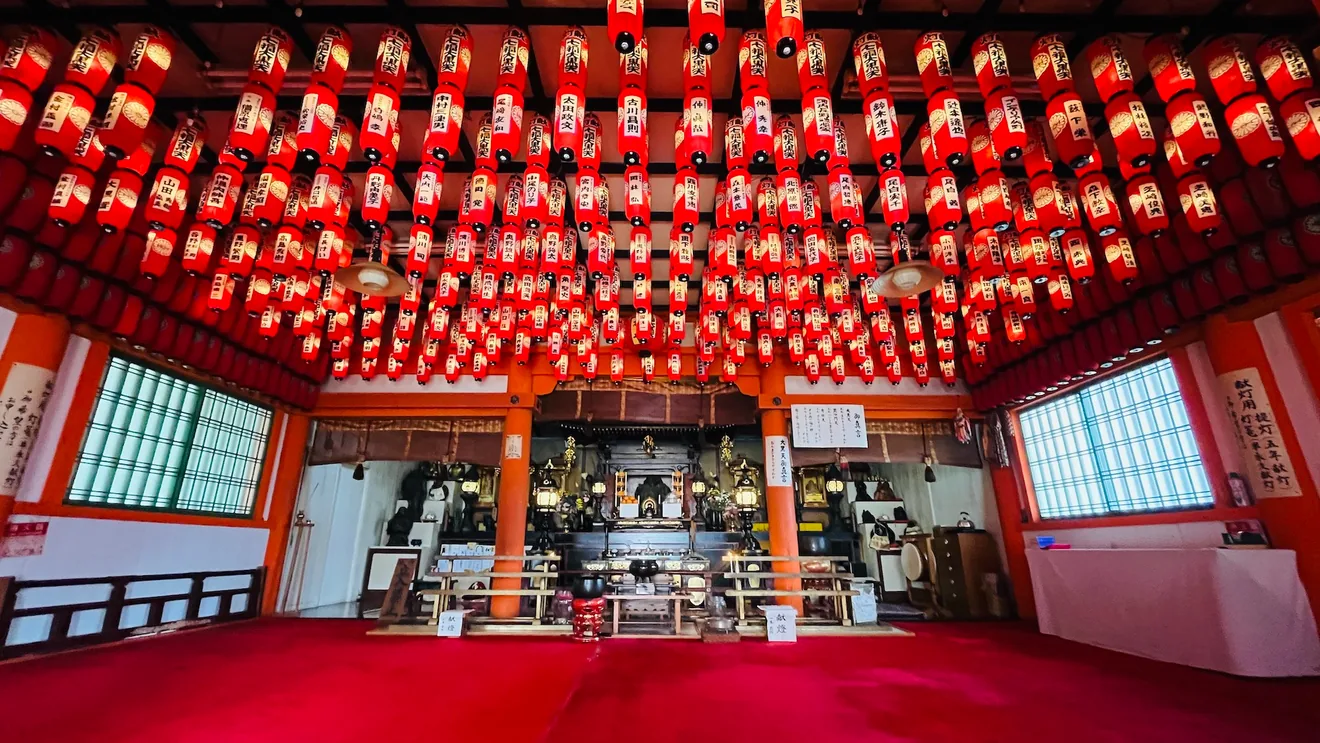 青岸渡寺の如法堂・大黒天堂内陣（会場の参考写真）