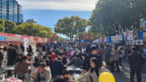 市観光公式に掲載された韓国フェスティバルの昨年度の会場写真