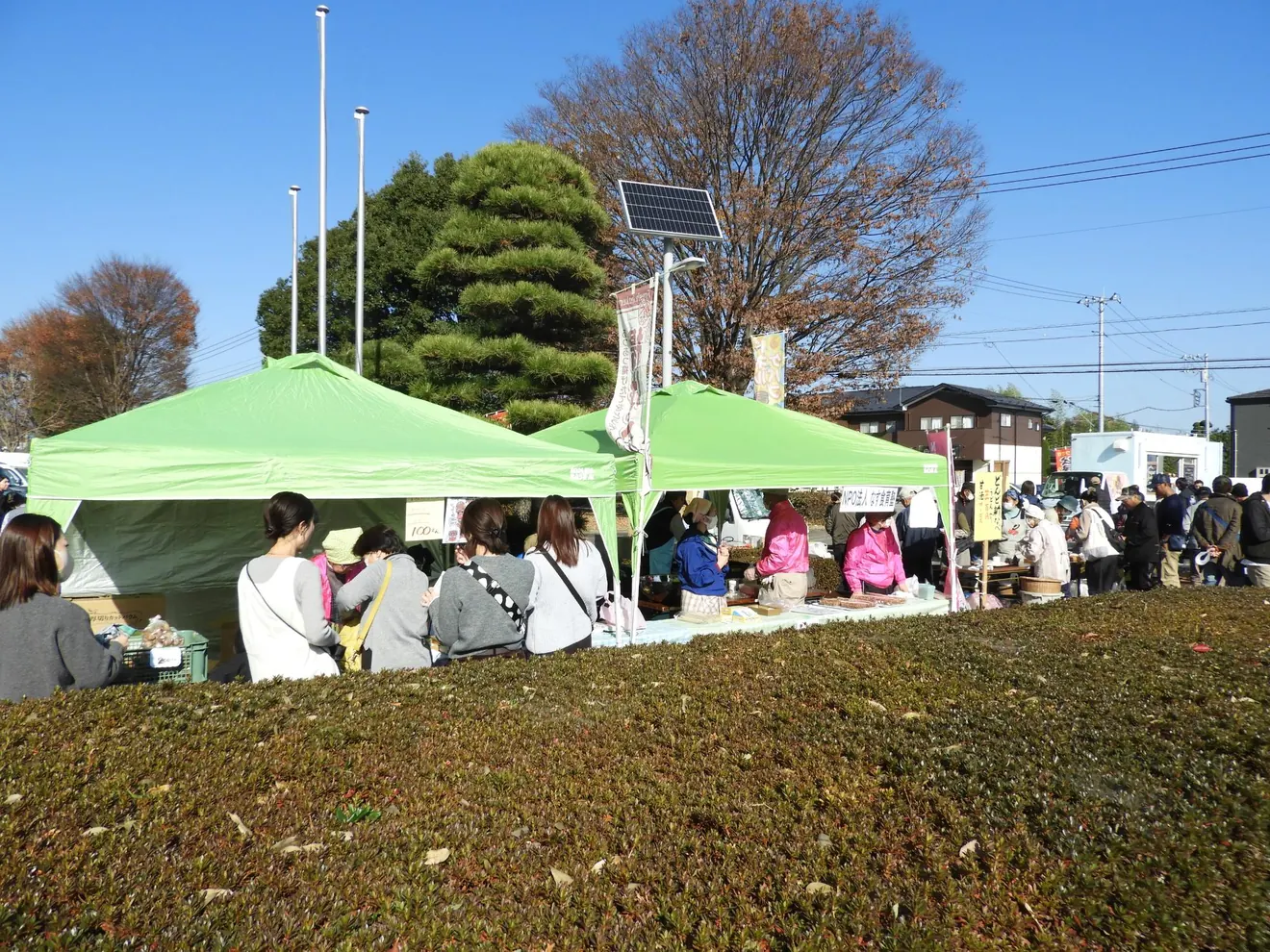今回の公式ページに掲載された第26回あつさき公民館まつりの模擬店(2025年の開催写真)