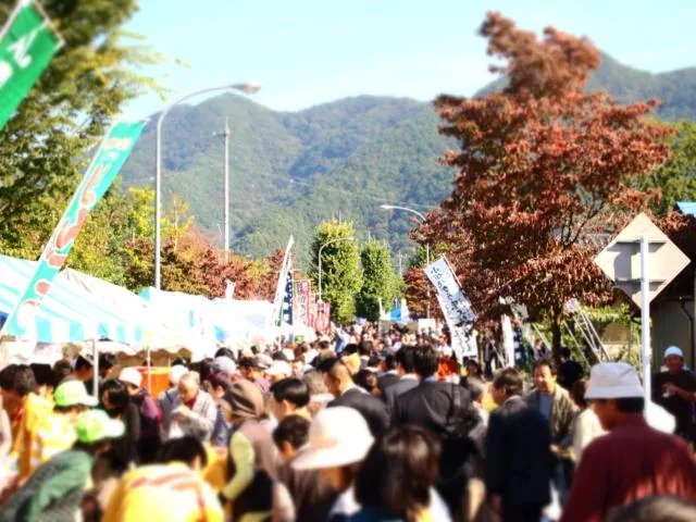 小布施六斎市の公式案内に掲載された写真
