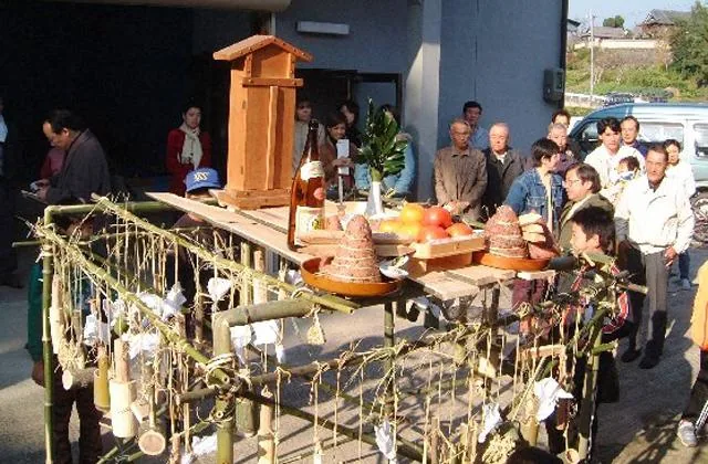 高田亥の子暴れ祭の公式案内に掲載された写真