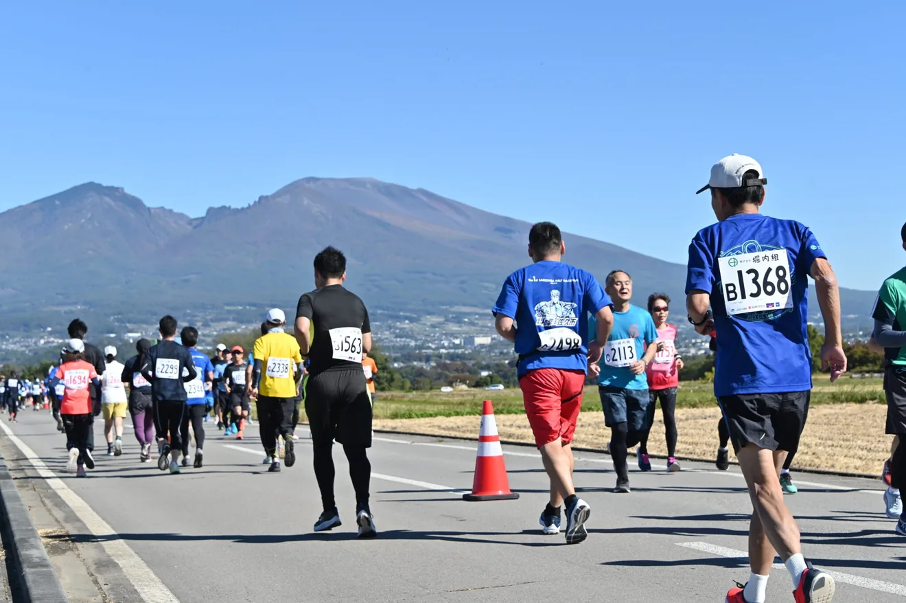 新佐久市ハーフマラソン大会の公式案内に掲載された写真