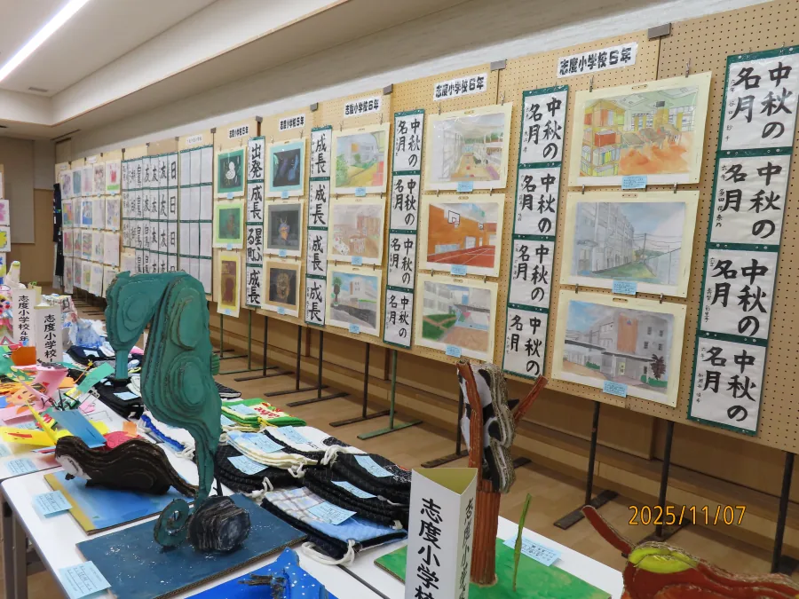 過去の志度祭での作品展示・体験コーナーの様子