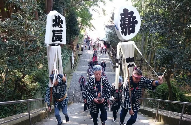 久能山東照宮秋季大祭の公式案内に掲載された写真