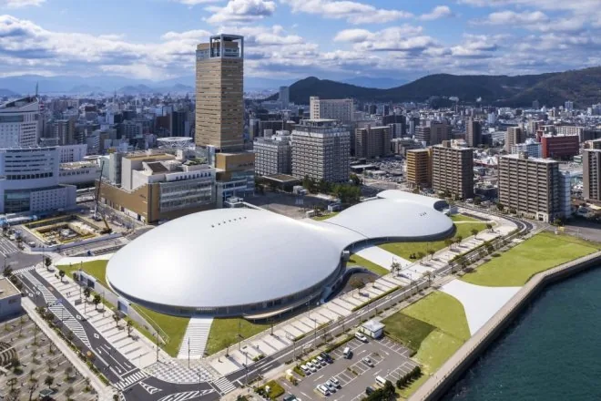 香川県立アリーナ建築ガイドツアーの公式紹介画像