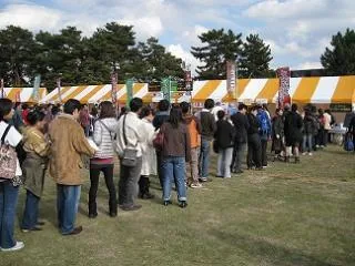 土浦カレーフェスティバルの公式案内に掲載された写真
